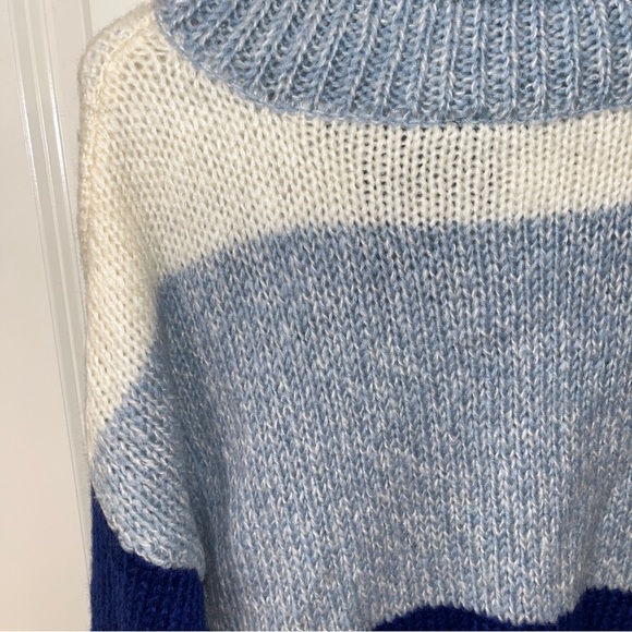 new w/tag MOON & MADISON turtle neck knit pullover sweater SZ L navy/blue/white - Picture 5 of 6